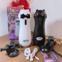 Âm đạo giả Catwoman run rên, bú mút cực sướng